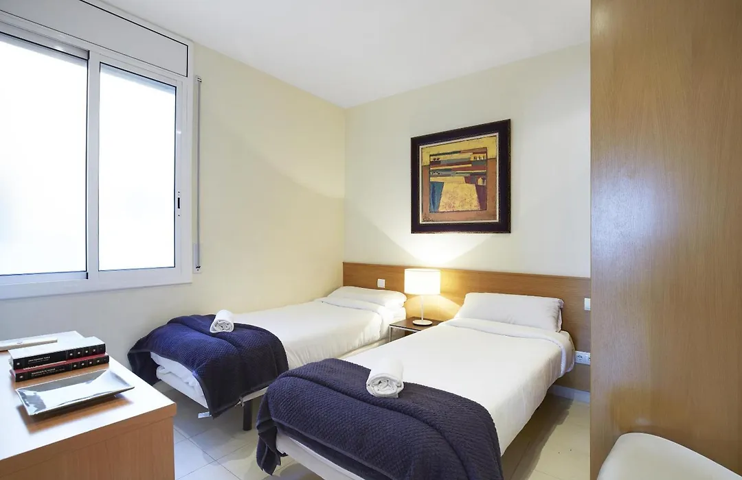Apartamentos Calvet-1